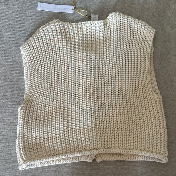 House of Harlow 1960 Cream Knit Cardigan Vest - Picture 6 of 7